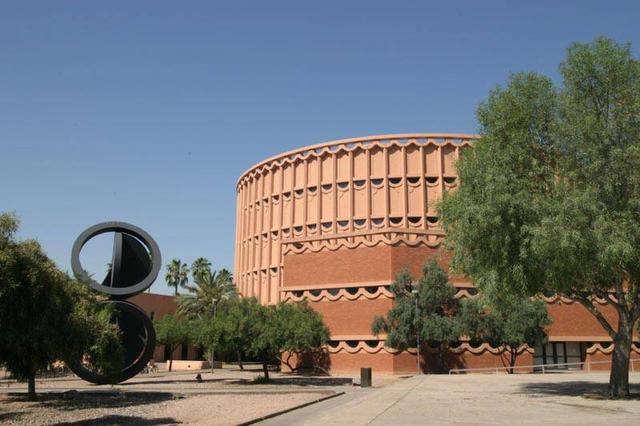 最能喝的美国大学
